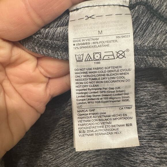 GapFit Gray Lightweight Pullover Hoodie Womens Medium Athleisure Gorpcore - Picture 4 of 7